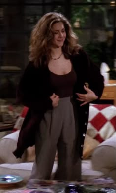 rachel green outfits aesthetic tumblr friends Fall Outfits Women 90s, Fall Outfits Rachel Green, Movie Casual Outfit, Satc Outfits Charlotte, Jennifer Anniston Outfits Friends, Cheri Core Aesthetic, Friend Rachel Outfits, Friends Casual Outfits, 70s Beachy Outfits