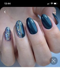 Teal Nail Designs, Teal Nails, Plain Nails, Manicure Nail Designs, Christmas Gel Nails, Simple Gel Nails, Pretty Nail Art Designs, Pretty Nail Art, Nail Designs Glitter