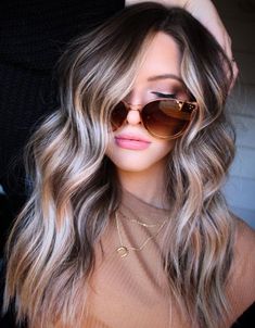 Balayage Straight Hair, Brunette Balayage Hair, Summer Hair Color For Brunettes, Looks Party, Balayage Brunette, Summer Hair Color, Hair Color Balayage, Hair Inspiration Color