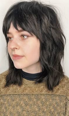 Shaggy Bob Bangs, Shoulder Length Shaggy Bob, Wavy Brunette, Bob Bangs, Straight Bob Haircut, Shaggy Bob Hairstyles, Choppy Bob Haircuts