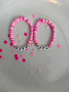 Hi!!This product is perfect for two BFFs! (or more!) They are well made and ready to go to two bracelet lovers!!Have a great day/night!<3 Best Friend Bracelets For 2, Bff Bracelets For 2, Bracelets Bff, Best Friend Bracelets, Bff Bracelets, Friend Bracelets, Beaded Necklace Diy, Pink Bracelet, Diy Necklace