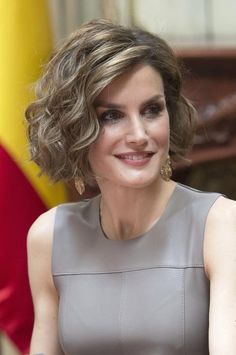 Short Layered Wavy Hairstyles, Hairstyles For, Super Hair, Stylish Haircuts, Popular Haircuts, Short Wavy Hair, Penteado Cabelo Curto, Best Hairstyles, Short Hairstyles For Women