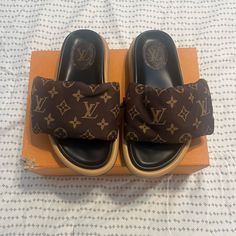 Damaged Shoe Box, Dust Bags & Receipt Case Included Louis Vuitton Slides, Pool Pillow, Shoes Louis Vuitton, Cute Nike Shoes, Cute Nikes, Women's Mules, African Lace, Lace Dresses, Louis Vuitton Shoes