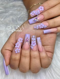 Lavender And Purple Nails, Tangled Themed Nails, Ombre Tip Nails, Purple Quinceanera Nails, Rapunzel Inspired Nails, Lilac Nails Acrylic, Rapunzel Nails, Nails With Flowers, Quince Nails