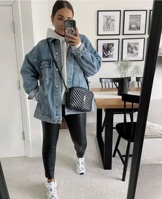 Denim Jacket Outfit, Winter Fashion Outfits Casual, Athleisure Outfits, Mode Inspo, Casual Winter Outfits, Outfit Inspo Fall, 가을 패션, Fall Fashion Outfits, Casual Style Outfits