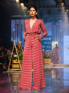 Luxury Floor-length Sets With Motifs, Most Popular Online Boutiques, Luxury Red Palazzo Set With Printed Motifs, Ridhi Mehra, Flared Jumpsuit, Coin Belt, Jumpsuit With Belt, Embroidered Crop Tops, Flare Jumpsuit