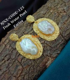 Fresh Water Pearl Earring New collection #pearl #earring #erarings #nakshora #boutique #latest #trending #newyork #collection #jewellery #fashion Boutique