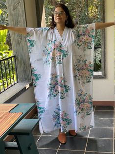 I made this Kaftan from a beautiful floral pattern in 100% mulmul cotton. Mulmul is a very fine variety of cotton which is extremely soft and it gets softer with every wash. It is so free flowing, that it will make you feel as if you aren't wearing anything at all ;) The beauty of the Kaftans is they will fit everyone so no need to worry about the size et all. All my Kaftans have deep necks(11-12 inches) so will fit all head sizes. However, the length of my kaftans will vary. I make all my kafta Nursing Robe, Kaftan Styles, Nursing Gown, Bridesmaid Pjs, Delivery Gown, Long Summer Dresses Maxi, Hospital Gown, Cute Pajamas, Bridesmaid Robes