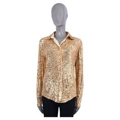 100% authentic Tom Ford sequin shirt in gold polyester (100%). Features long sleeves with buttoned cuffs. Closes with buttons in the front. Lined in silk (94%) and elastane (6%). Has been worn and is in excellent condition. Measurements Tag Size 38 Size XS Shoulder Width 46cm (17.9in) Bust From 102cm (39.8in) Waist From 92cm (35.9in) Hips From 102cm (39.8in) Length 70cm (27.3in) Side Seam Length 38cm (14.8in) Sleeve Length 65cm (25.4in) All our listings include only the listed item unless otherwise specified in the description above. Vintage Blouses, Gold Shirt, Sequin Shirt, Gold Sequin, Tom Ford, Button Up Shirts, Fashion Clothing, Button Up, Ford