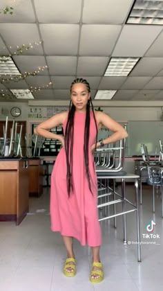 Teacher Outfits High School Black Women, Boho Teacher Style, Teacher Dress Outfits, Black Teacher Outfits, Teacher Outfits Black Women, Teacher Summer Outfits, Teacher Outfits Summer, High School Teacher Outfits, Teacher Styles