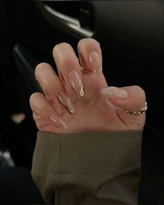 Ongles Beiges, Milky Nails