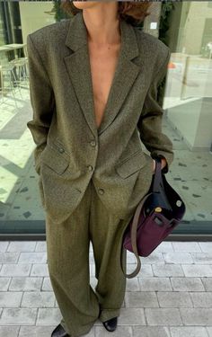 Casual Suit Jacket, Street Outfits, Striped Pant, Elegant Blazers, Single Breasted Blazer, Outfits Y2k, Single Breasted Coat, Loose Outfit, Straight Trousers