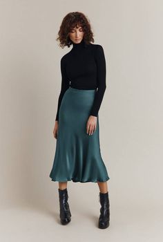 French Capsule Wardrobe: 9 Items Parisians Always Own | Who What Wear UK Green Satin Skirt Outfit, Slip Outfit, Green Satin Skirt, Work Clothes Ideas, Midi Slip Skirt, Satin Slip Skirt, Office Fits, Elle Dress