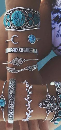 Silver and Turquoise WOMEN'S JEWELRY http://amzn.to/2ljp5IH Moda Hippie, Boho Styl, Trendy Jewerly, Estilo Hippie, Stil Boho, Bohol, Styl Boho, Hippie Chic, Style Boho