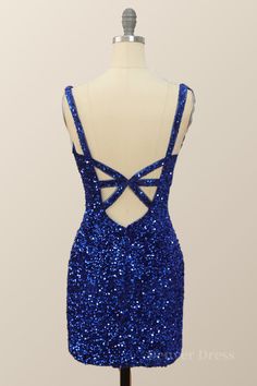 V couche Royal Blue Sequin Bodycon Mini robe Regardez royal dans cette mini-robe captivante V Neck Royal Blue Sequin! La silhouette sensuelle et le matériau à paillettes flattent sans effort vos courbes, tandis que le cou en V et le dos ajoutent une touche unique et sexy. Se démarquez de la foule avec cette mini-robe fascinante! Couleur bleu royal Matériau à paillettes   Cou   Crossback   Mini-longueur Soins: lavage à la main uniquement Pour une taille personnalisée, envoyez-nous vos mesures par Cheesecake Factory Louisiana Chicken, Cheesecake Factory Louisiana Chicken Pasta, Semi Formal Dance, Louisiana Chicken, Louisiana Chicken Pasta, Baby Dress Clothes