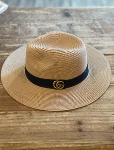 GUCCI SUN HAT Hat Outfits Summer, Gucci Summer, Floppy Hats, Hat Outfit, Gucci Hat, Spray Tan, Stylish Hats, Summer Hat, Street Style Chic