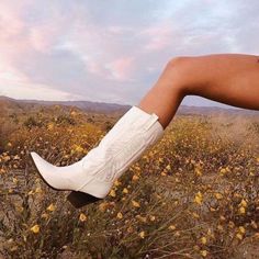 Botas Western, Cowboy Aesthetic, White Cowboy Boots, Cowgirl Aesthetic, Western Aesthetic, Easy Style, Janis Joplin, Samara