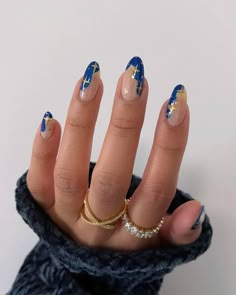 Shiny Nails Designs, Simple Gel Nails, Star Nails, Marble Nails, Silver Nails