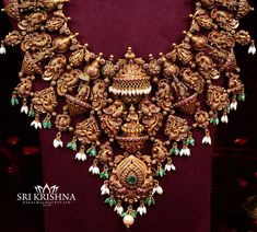 Bridal Jewelry Vintage, Diamond Necklace Designs, Traditional Jewellery, Real Gold Jewelry, Wedding Jewellery Collection, Wedding Jewellery, Temple Jewellery, Traditional Jewelry, Jewellery Collection