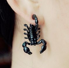 Scorpion Earrings, Rabbit Earrings, Dinosaur Earrings, Black Stud Earrings, Cool Gifts For Women, Animal Earrings, Estilo Punk, Style Punk, Ear Cuffs