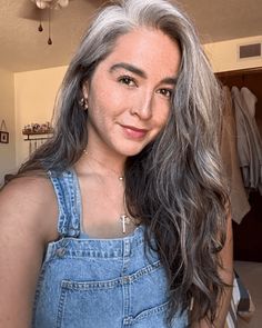 Blend Grey Hair, Charcoal Hair, Grey Blending, Natural Dark Hair, Darker Hair, Blending Techniques, Going Gray Gracefully, Wavy Layers, Going Grey