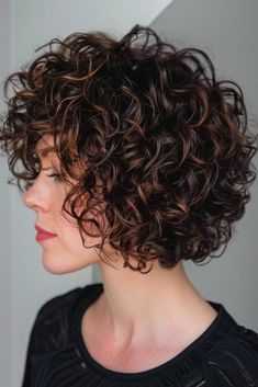 60 Most Beautiful Short Curly Hairstyles Trending In 2025 - Latest & Trendy Nail Designs Hairstyles Trending, Butterfly Haircut, Short Curly Hairstyles, Colored Curly Hair, Short Curls, Strawberry Blonde Hair, Tight Curls, Trendy Nail Design, Beautiful Shorts