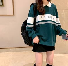 Harry Potter Outfit Ideas Slytherin, Harry Potter Uniform Slytherin, Slytherin Jacket, Slytherin Outfit Casual, Slytherin Uniform Female, Slytherin Sweater, Uniform Styling, Harry Potter Clothes, Slytherin Hoodie