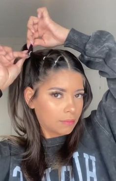 Daily Hair Tutorials 💇‍♀️ on Instagram: "Beautiful Hair Tutorial for you😍🥰 Follow @hairs.diy to get more hair style ideas and learn simple beautiful hair styles 💓 . @leidy_pinto . #hairstyleideas #videohair #braidtutorial #hairtutorialvideo #hairvideotutorial #hairstyletutorial #braidoftheday #braidsofinstagram #hairglamvideos #tutorialhairdo #hairvideoshow #naturalhairtutorial #tutorialhair #cutehairstyles #marcbeauty #tutorialvideo #braidinglife #hairofinstgram #braidinspo #hairdecoration Natural Hair Tutorials, Hair Tutorials Easy, Braid Tutorial, To Get, Hair Videos Tutorials, Hair Decorations, Hair Tutorials, Hair Transformation, Hair Skin