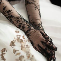 Tea Party Gloves, Prom Gloves, Long Black Gloves, Black Lace Gloves, Party Gloves, Gloves Outfit, Gloves Lace