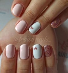 Simple Nail Heart Designs, Nail Art With Hearts Simple, Gelish Short Nails Designs, Nail Designs With Hearts Simple, Pretty Nails For Spring Simple, Classy Valentines Nails Pink, Rose Gold Valentines Day Nails, Fun Short Summer Nails, Valentines Nails Neutral