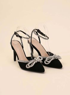 Freya-5 Double Bow Heels - Rocca & Co High Heels Elegant Style, Cute Small Heels, Aesthetic Heels Vintage, Elegant Shoes Heels Classy, Black Heels Outfit Dressy, Closed High Heels, Quince Heels, Closed Heels, Aesthetic Heels