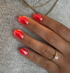 Crazy Nail Shapes, Cute Red Gel Nails, Coral Red Nails With Design, Short Nail Designs Cat Eye, Fall Nail Designs Sparkle, Pink Red And Orange Nails, Almond Nail Chrome, Summer Coral Nail Ideas, Simple Red Nail Art