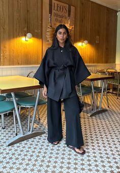 Month Of March, Mode Kimono, Effortlessly Chic Outfits, Fall 24, Modest Fashion Outfits, The Dance, Mode Inspiration, Kimonos, Modest Outfits