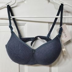 Grey Jersey T Shirt Bra. Brand New With An Extra Set Of Clear Straps. Received As Gift But Doesn't Fit Me. Says Size 32. I Can't Find A Letter Such As A/B Anywhere. $2 If Purchased With A Total Of Four Or More Items. Sporty Gray Sports Bra With 4-way Stretch, Cheap Gray Moisture-wicking Sports Bra, Gray Sports Bra With Medium Support And Built-in Bra, Gray Sports Bra With Built-in Bra And Medium Support, Blue Sports Bra With 4-way Stretch And Light Support, 32a Bra, T Shirt Bra, A Letter, Jersey T Shirt