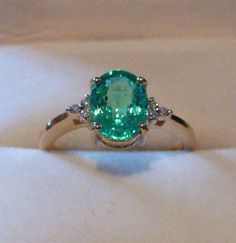 Paraiba Tourmaline solitaire. Paraiba Tourmaline, Jewellery Uk, Bling Rings, Pretty Rings, Emerald Jewelry, Gorgeous Jewelry, Style Statement