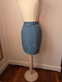 Original reworked upcycled Heart Skirt by Sensible Slacks. Vintage denim skirt with blue, yellow and orange hearts embroidered all over. Heart Skirt, Patchwork Denim Skirt, Vintage Denim Skirt, Street Punk, Skirt With Buttons, Patchwork Skirt, High Low Skirt, Embroidered Heart, Fringe Skirt