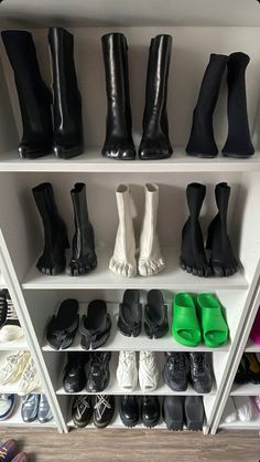 Zaha Hadid Design, Retro Heels, Tabi Shoes, Fashion Mood Board, Fire Fits, Shoe Inspo, Unique Shoes, Material Girls, Fantasy Fashion