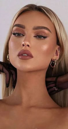 Prom Makeup Ideas, Pageant Makeup, Mekap Mata, Date Night Makeup, Formal Makeup, Soft Glam Makeup, Smink Inspiration, Prom Makeup, Glam Makeup