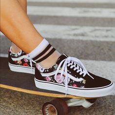 Nwt Listed Are Women’s Sizes Price Firm Light Blue Vans, Black Slip On Vans, Vans Authentic Shoes, Low Top Vans, Vans Old Skool Low, What To Wear Tomorrow, Cute Vans, Black Casual Shoes