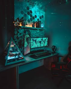 pyramid PC case, moody blue LED lights, tropical screen saver, nature PC wallpaper Setups Gaming, Small Game Rooms, Game Setup