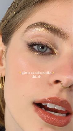 Evermore Makeup Look, Gold Grunge Makeup, Evermore Eye Makeup, Evermore Inspired Makeup, Fair Make Up Ideas, Taylor Swift Fearless Makeup Looks, Taylor Swift Folklore Makeup, Eras Tour Makeup Ideas Folklore, Evermore Makeup Taylor Swift