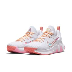 the nike zoom basketball shoe in white and pink