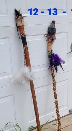 Voodoo Costume, Staff Ideas, Wood Feather, Carved Walking Sticks, Native American Headdress, Witch Diy, Witchy Aesthetic