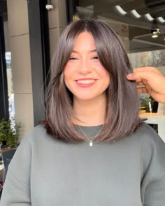 Curtain Fringe Round Face, Long Curtain Bangs On Short Hair, Mid Length Lob With Curtain Bangs, Long Bob Hairstyles Curtain Bangs, Medium Long Bob With Bangs, Long Bob Haircuts With Curtain Bangs, Short Cut With Curtain Bangs, Long Bob On Round Face, Lob Curtain Bangs Layers