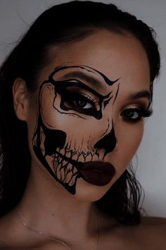 Spx Makeup, Skull Face Makeup, Mermaid Makeup Halloween, Creative Halloween Makeup, Halloween Makeup Diy, Skeleton Makeup