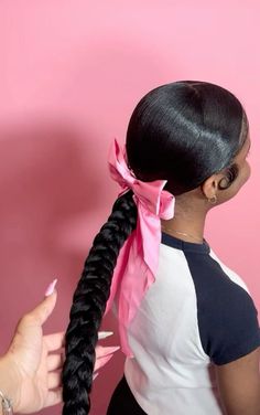 Braided Ponytail With Bow, Back To School Hairstyles Black Teens, Bow Hairstyle Black Women, Sleek Ponytail Hairstyles, Black Ponytail Hairstyles, Dyed Hair Inspiration