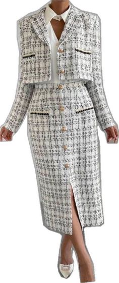 Fitted Tweed Skirt With Buttons, Elegant Tweed Skirt For Fall, Chic Tweed Skirt For The Office, Chic Tweed Skirt For Office, Chic Tweed Skirt With Button Closure, Fitted Tweed White Skirt, White Buttoned Tweed Dress For Spring, Elegant Fall Skirt With Buttons, Fitted White Tweed Skirt