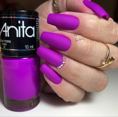 Nails Roxo, Acrylic Stiletto Nails, Pretty Nails Glitter, Nails Painting, Nail Purple, Henna Nails, Nail Colors And Designs, Designer Nails, Purple Nail Designs