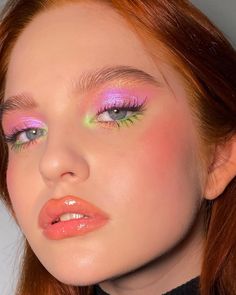 Pink And Green Makeup, Harry Styles Makeup, Disco Makeup, Pink Eyeshadow Look, Maquillage On Fleek, Pastel Makeup, Pink Eye Makeup, Bright Makeup