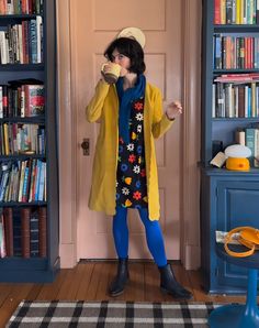 Vibrant Academia Outfits, Eclectic Office Outfit, Artistic Style Clothing, Art Teacher Aesthetic Outfits, Quirky Style, Funky Fall Fashion, Artsy Aesthetic Outfits, Colorful Socks Outfit, Artsy Chic